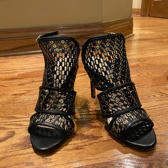 Vince Camuto Shoes - Vince Camino Heels